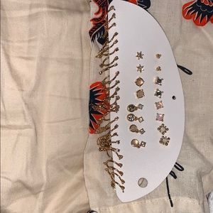 Free people earring Set